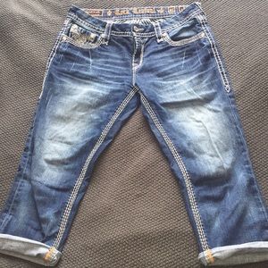 ROCK REVIVAL Capris!